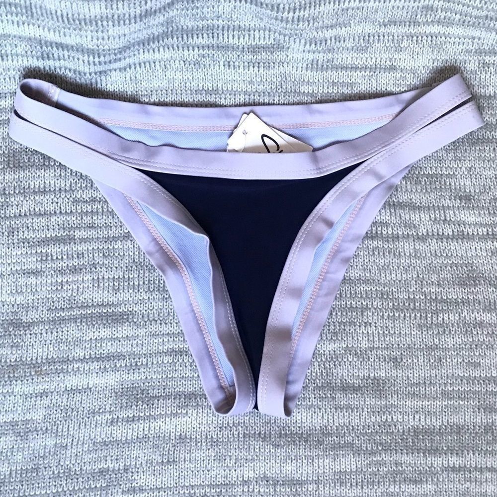 NWT Stanlice cheeky bikini bottoms size M